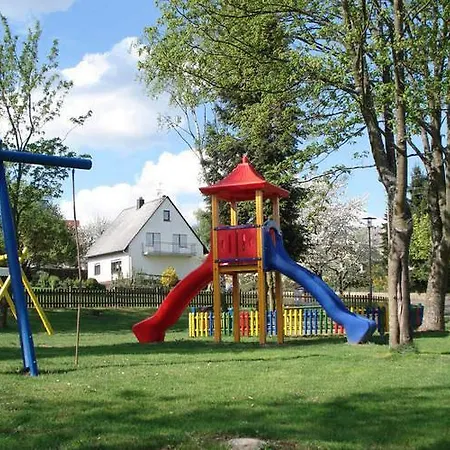 Zum Rosengarten Appartement *
